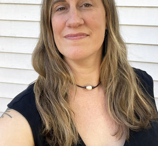 Lauren McLaughlin headshot.